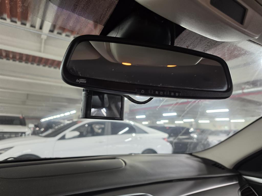 SAMSUNG SM6 - Vista 8