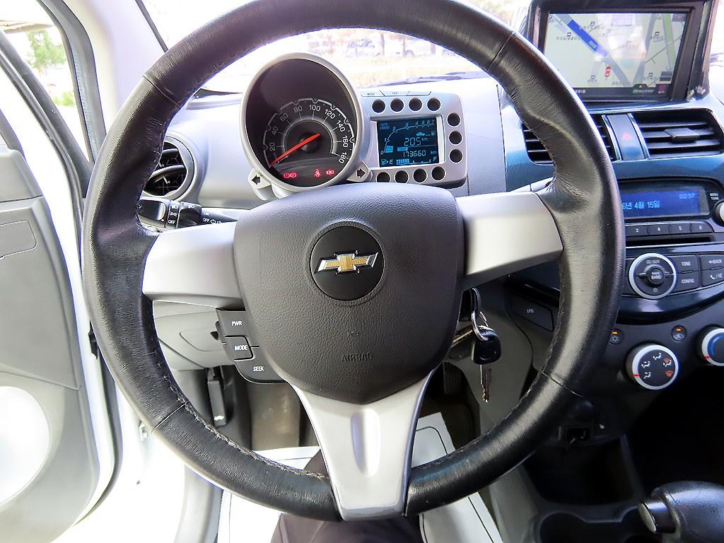 Chevrolet Spark - Vista 8