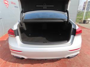 Genesis G80 - Vista 10