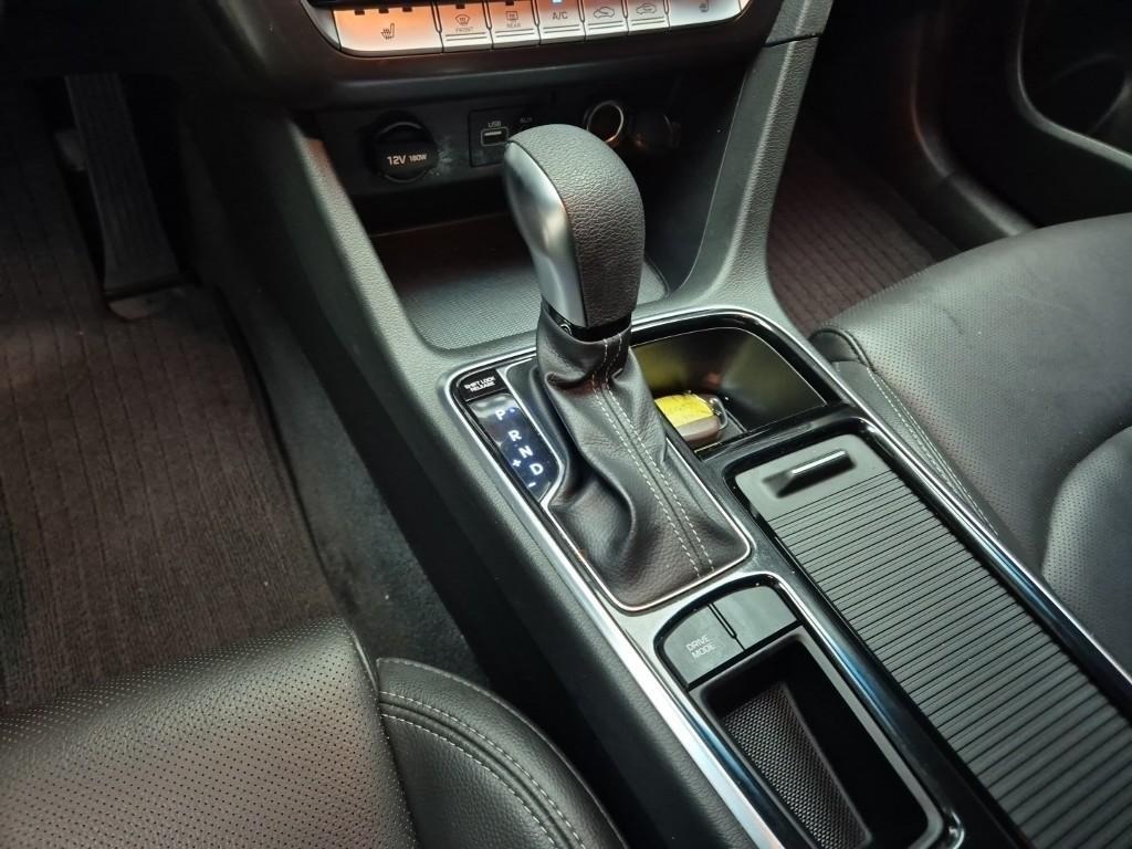 HYUNDAI Sonata - Vista 8