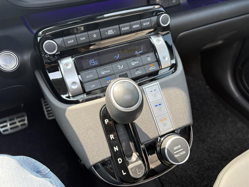 HYUNDAI Casper - Vista 12