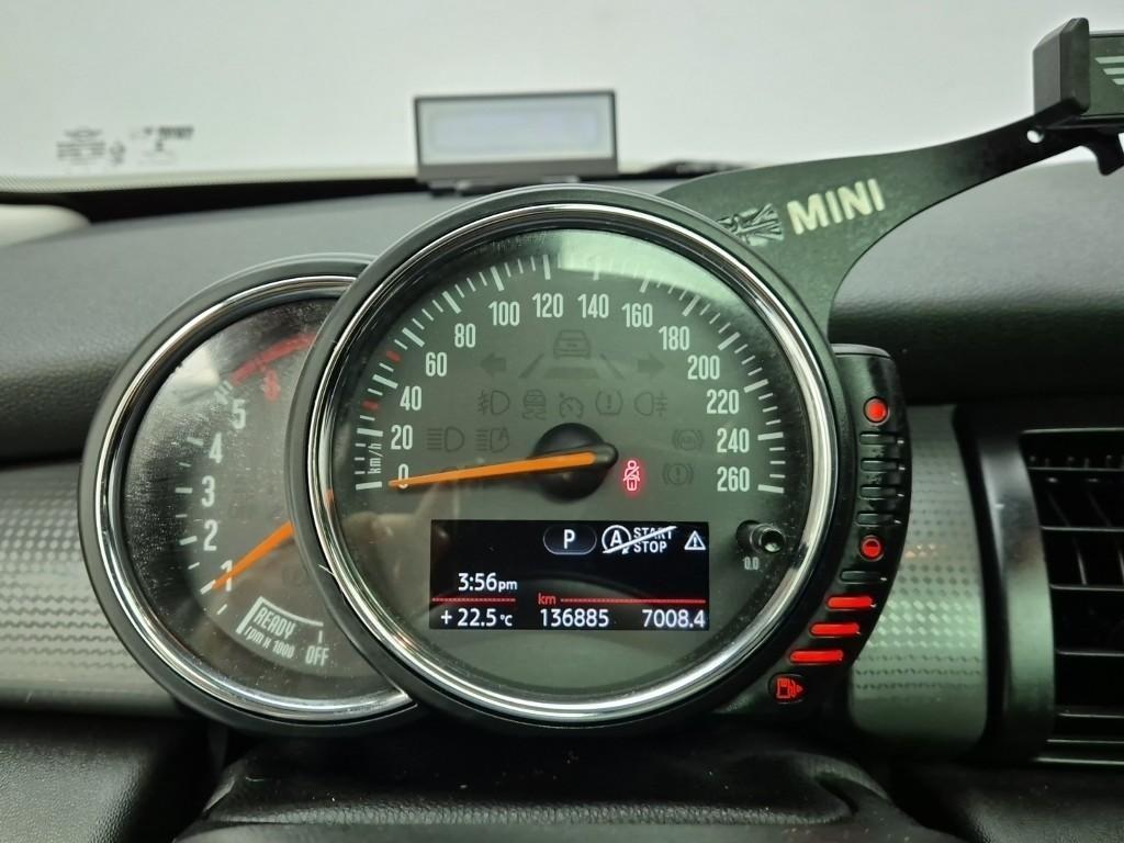 Mini Cooper - Vista 6