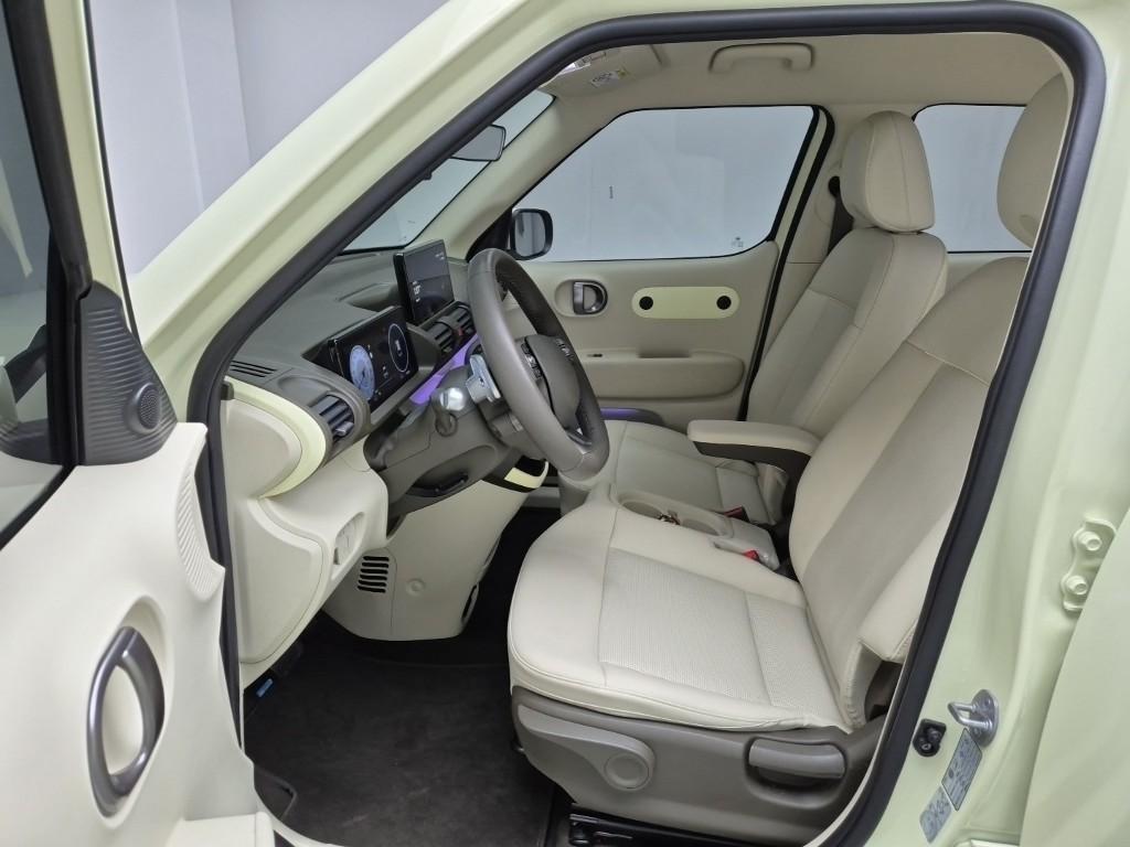 HYUNDAI Casper - Vista 11