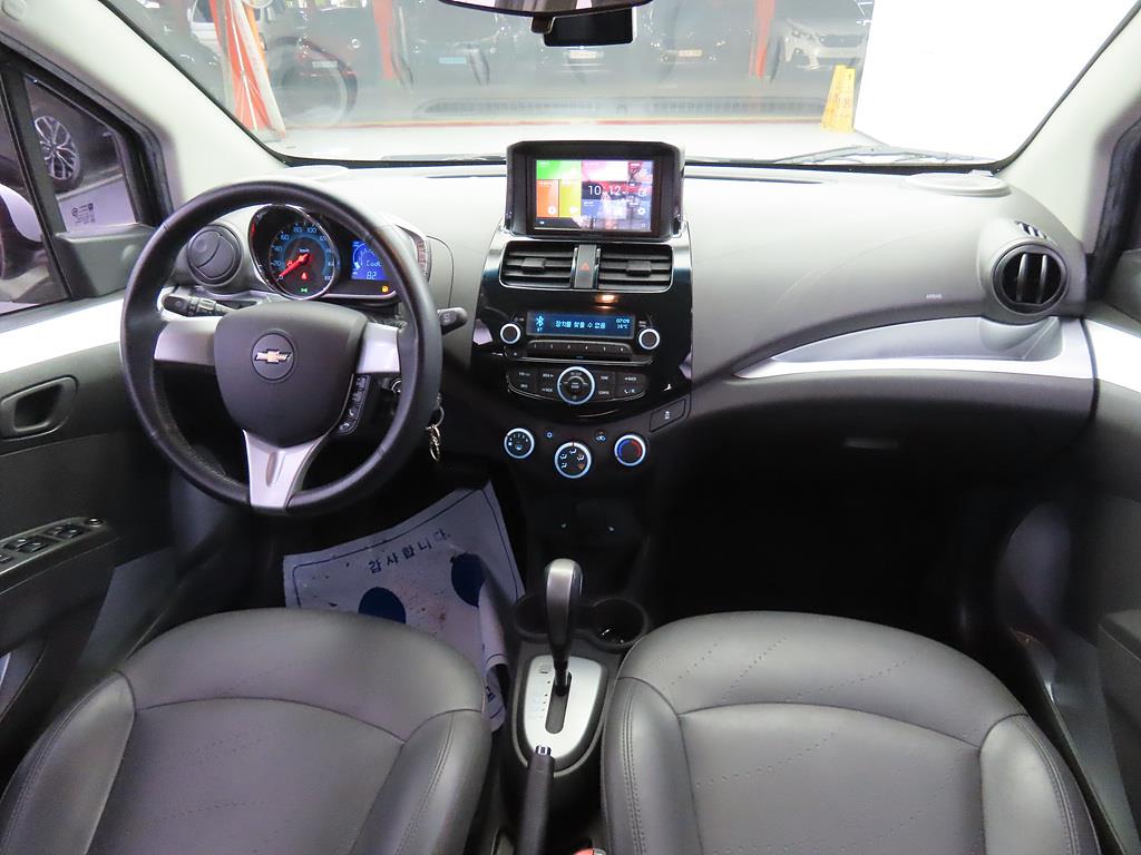 Chevrolet Spark - Vista 5