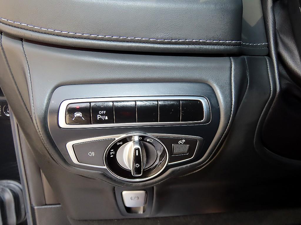 Mercedes Benz G Class (G Wagen) - Vista 12