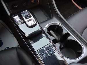 HYUNDAI Sonata - Vista 12