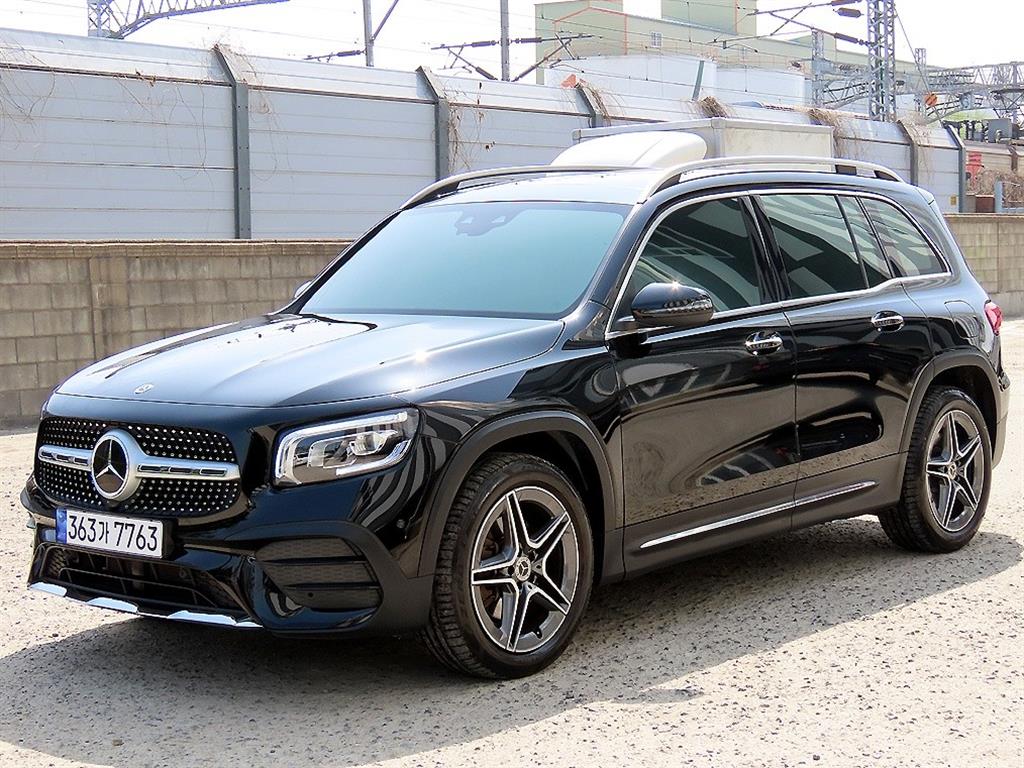 Mercedes Benz GLB Class - Vista 2