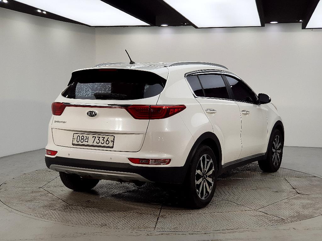 KIA Sportage - Vista 4