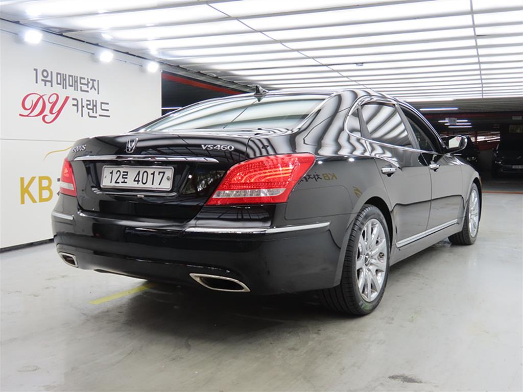 HYUNDAI Equus - Vista 4