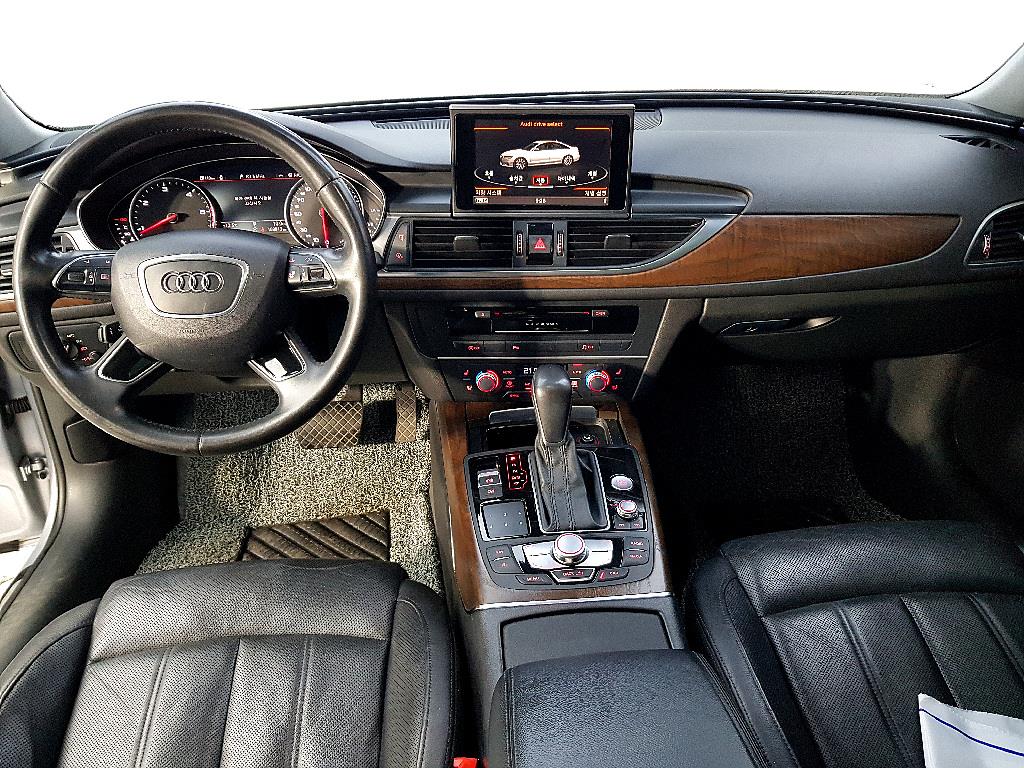 Audi A6 - Vista 5