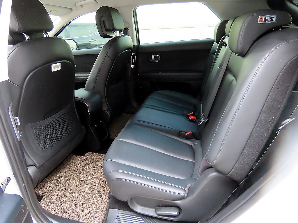 HYUNDAI Ioniq 5 - Vista 6