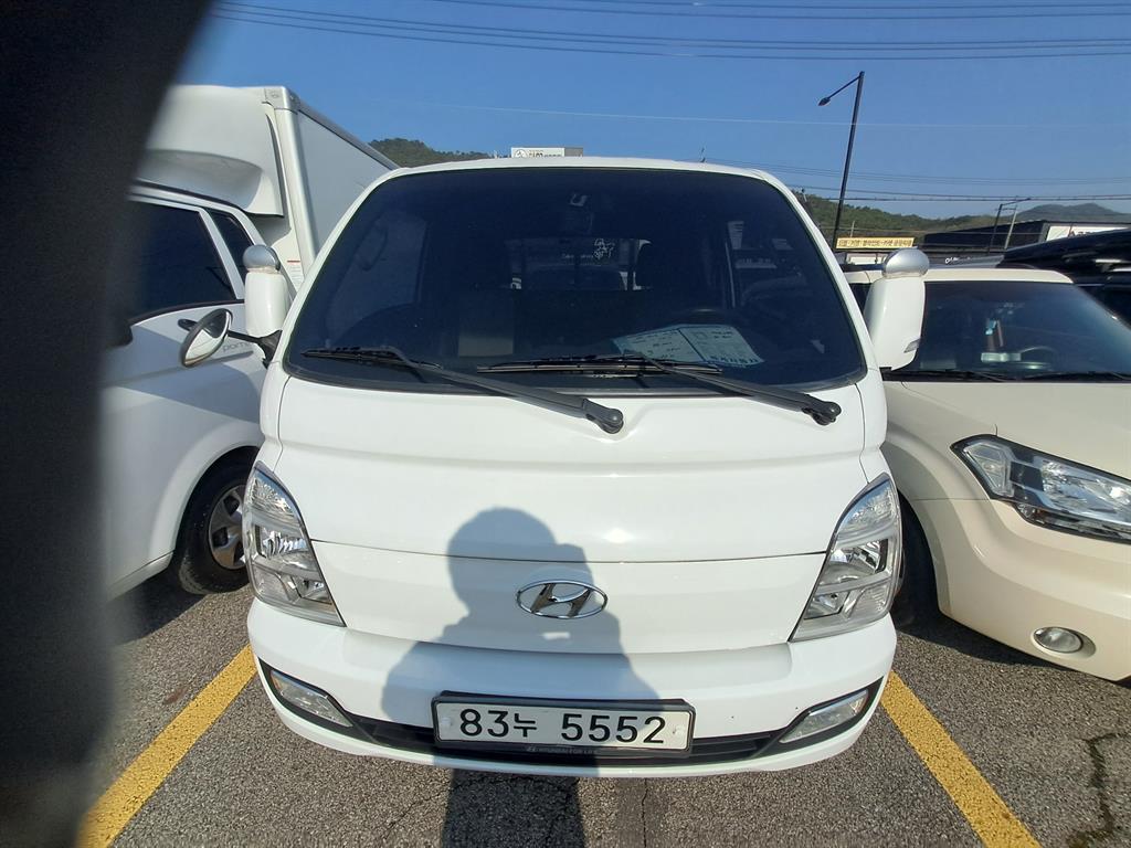 Small Truck Cargo (small) 2020 Blanco - Importación desde Corea - HF Imports Iquique - Foto 1