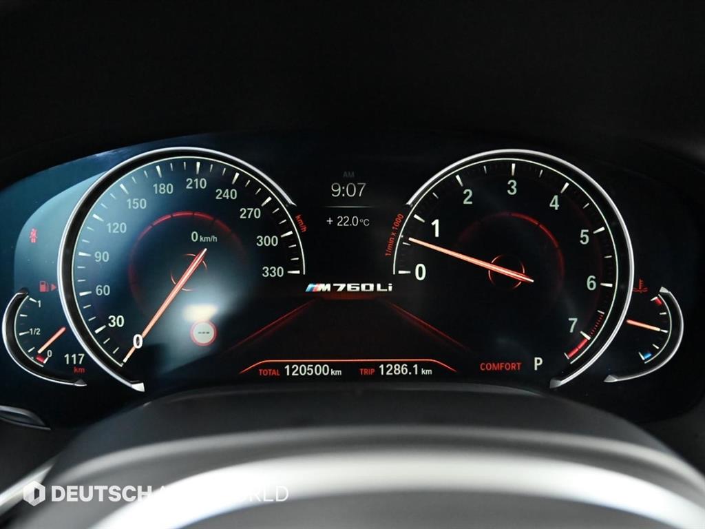 BMW 7 Series - Vista 8