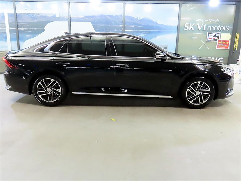HYUNDAI Grandeur - Vista 3