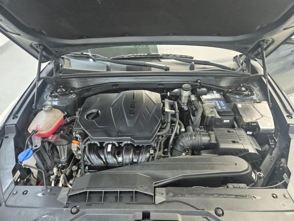 KIA K8 - Vista 5
