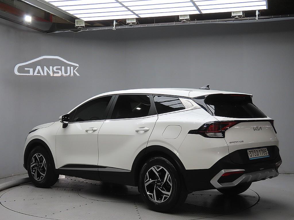 KIA Sportage - Vista 5