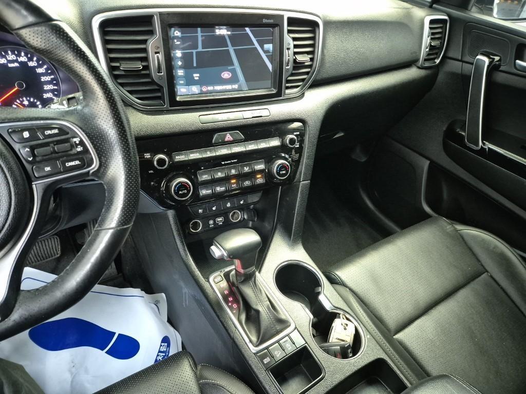 KIA Sportage - Vista 10