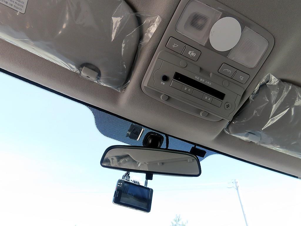 HYUNDAI Starex 2019 Amarillo - Importación desde Corea - HF Imports Iquique - Foto 16