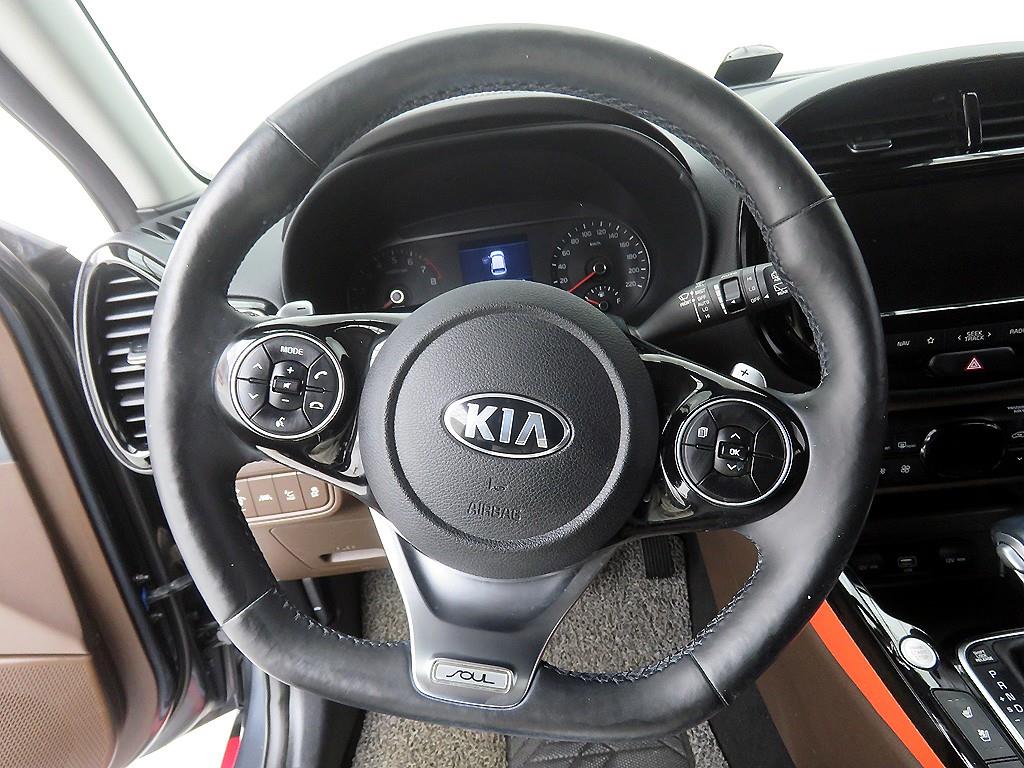 KIA Soul - Vista 10