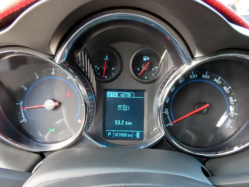 Chevrolet Cruise - Vista 9