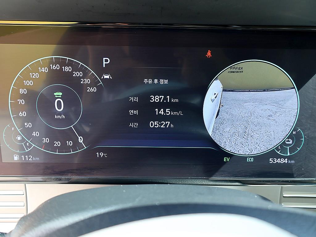 HYUNDAI Grandeur - Vista 9