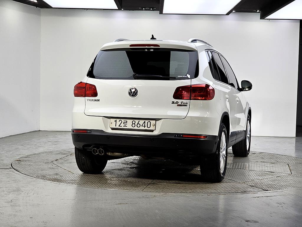 Volkswagen Tiguan - Vista 3