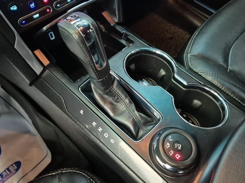 Ford Explorer - Vista 8