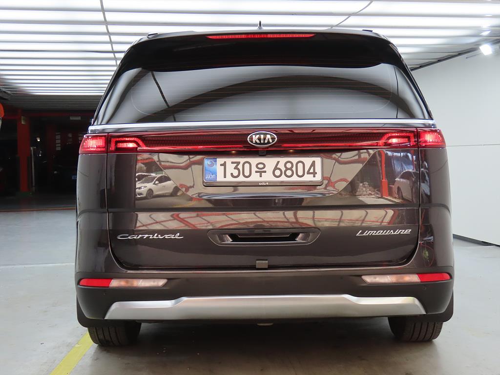 KIA Carnival - Vista 4