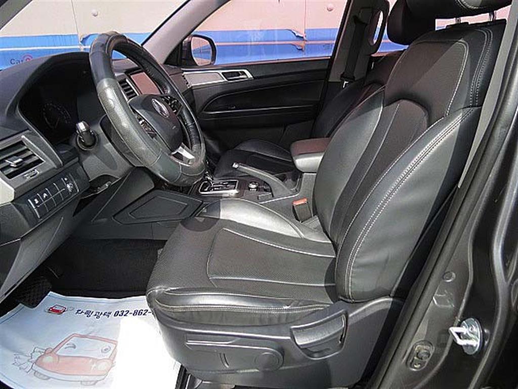 Ssangyong Rexton 2019 Gris - Importación desde Corea - HF Imports Iquique - Foto 7