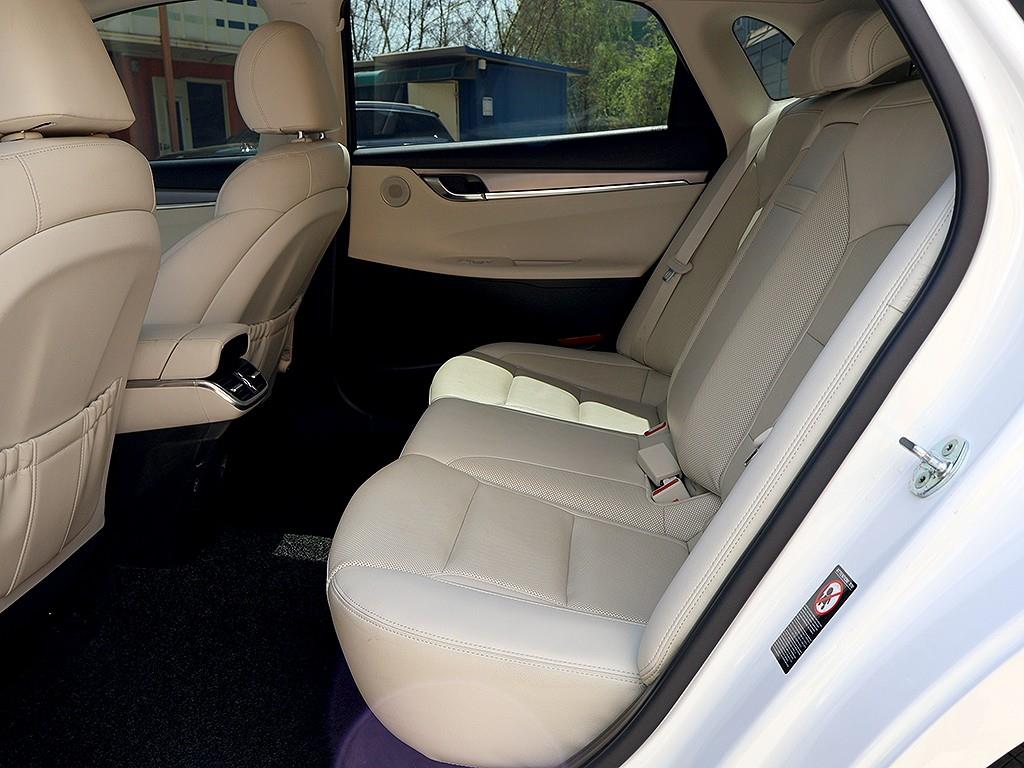 HYUNDAI Grandeur 2022 Blanco - Importación desde Corea - HF Imports Iquique - Foto 11