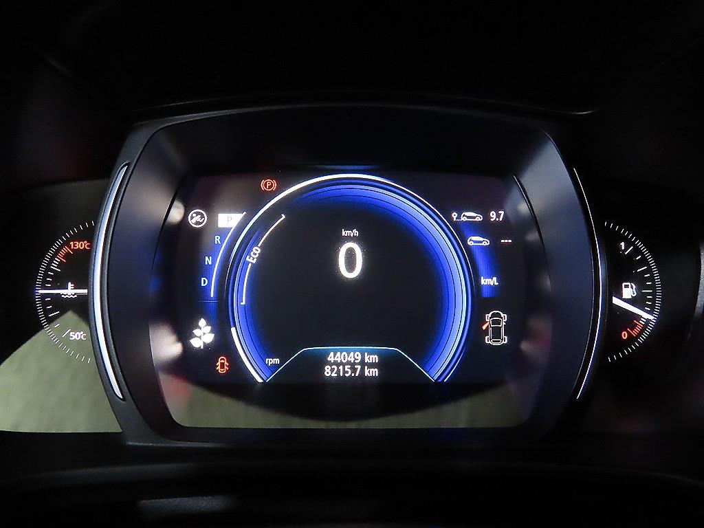 SAMSUNG QM6 - Vista 9