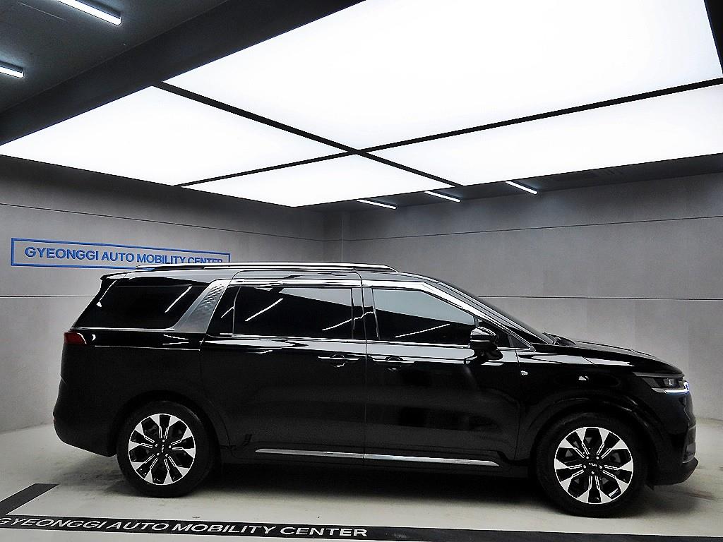 KIA Carnival - Vista 2
