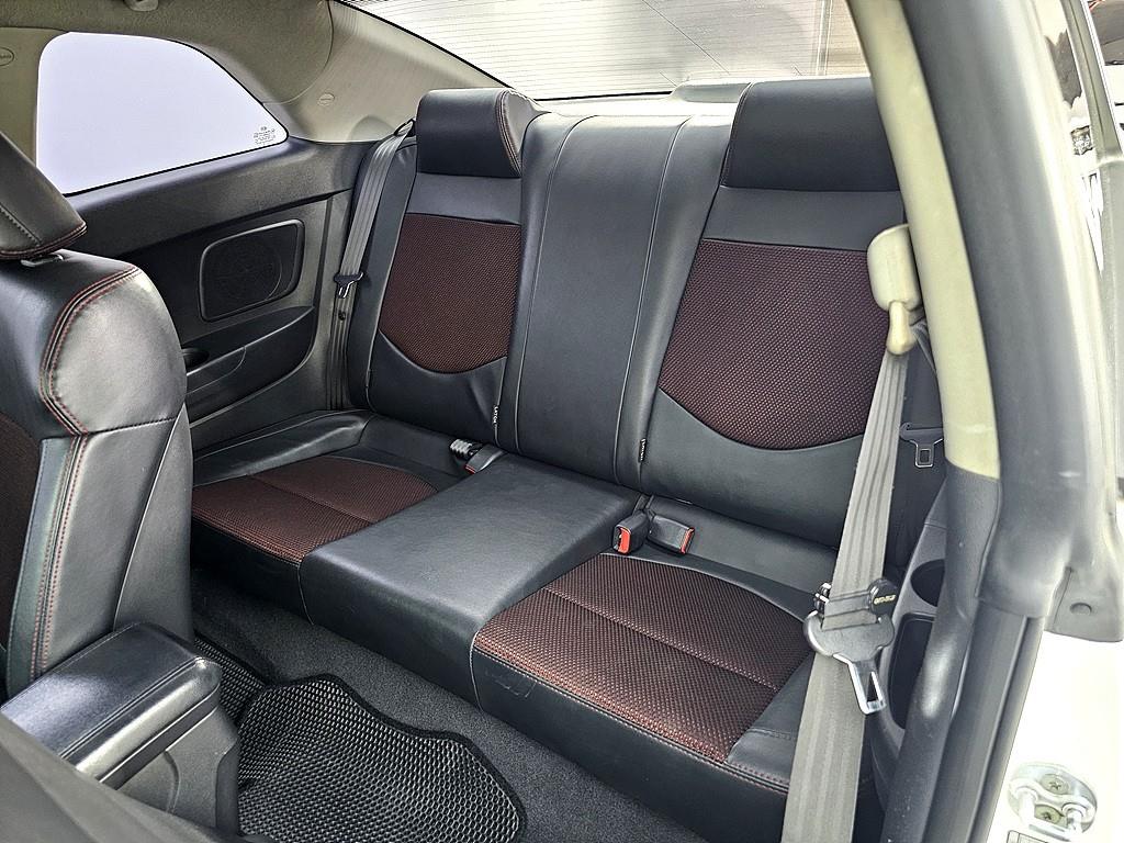 KIA Forte - Vista 9