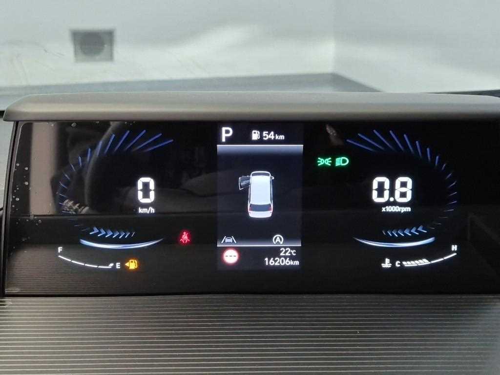 HYUNDAI Staria - Vista 6