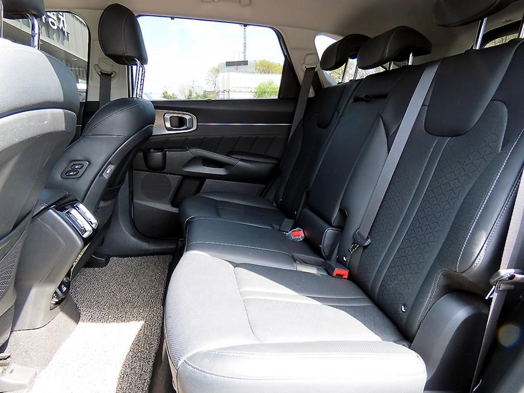 KIA Sorento - Vista 6