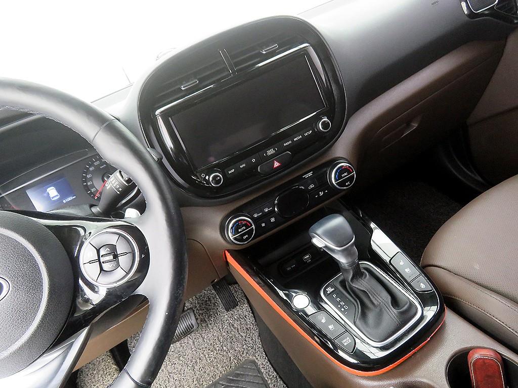 KIA Soul - Vista 11