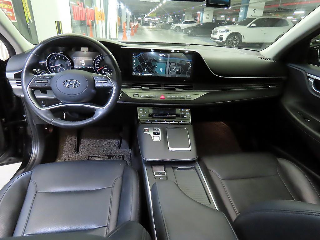 HYUNDAI Grandeur - Vista 10