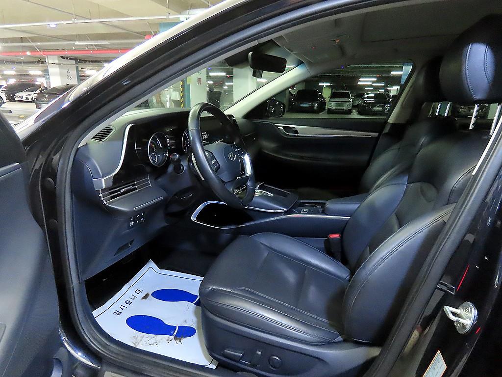 HYUNDAI Grandeur - Vista 6