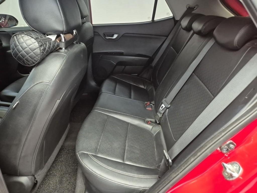 KIA Stonic - Vista 11
