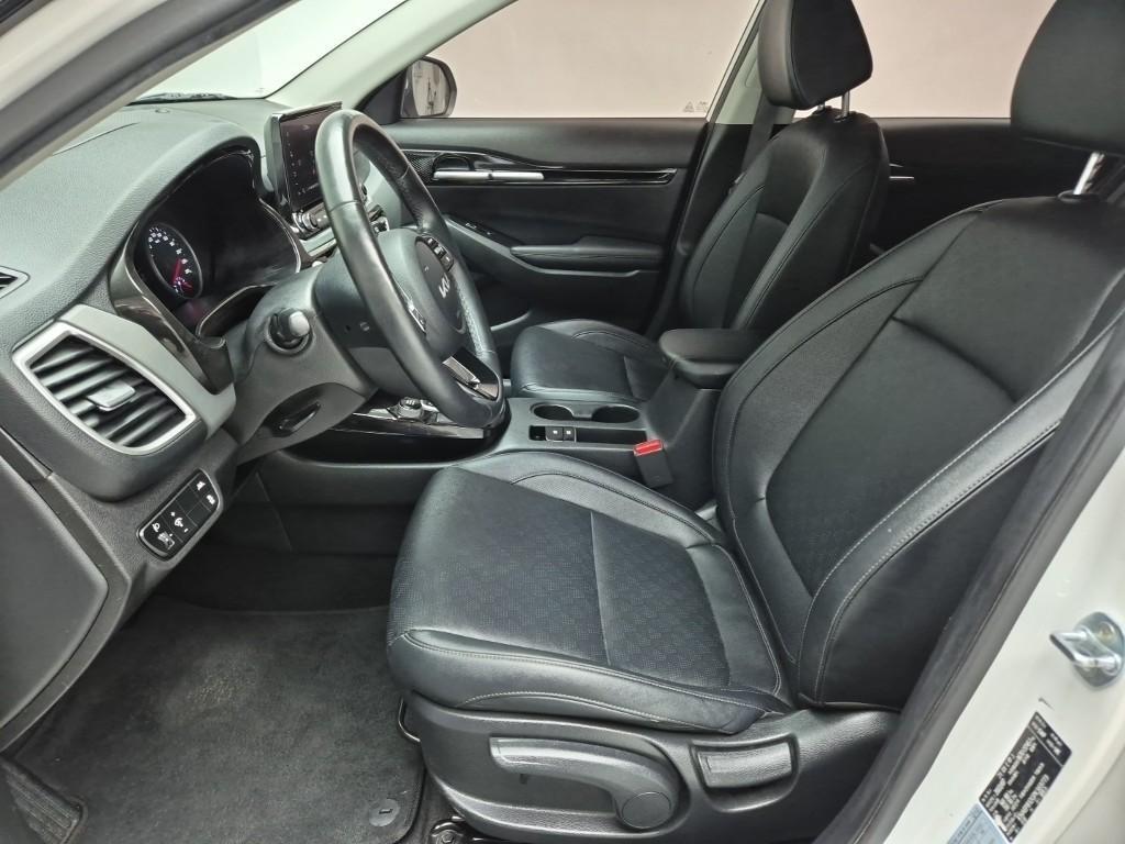 KIA Seltos - Vista 11