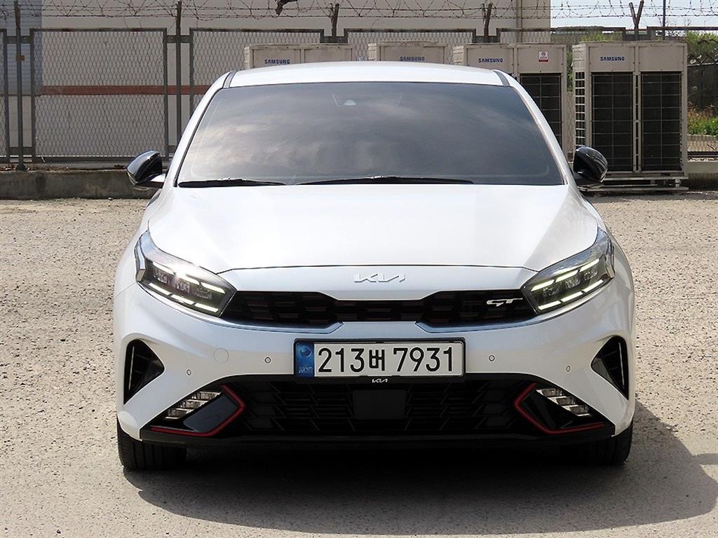 KIA K3 2022 Blanco - Importación desde Corea - HF Imports Iquique - Foto 1