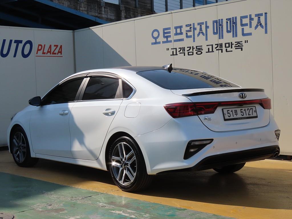 KIA K3 - Vista 4