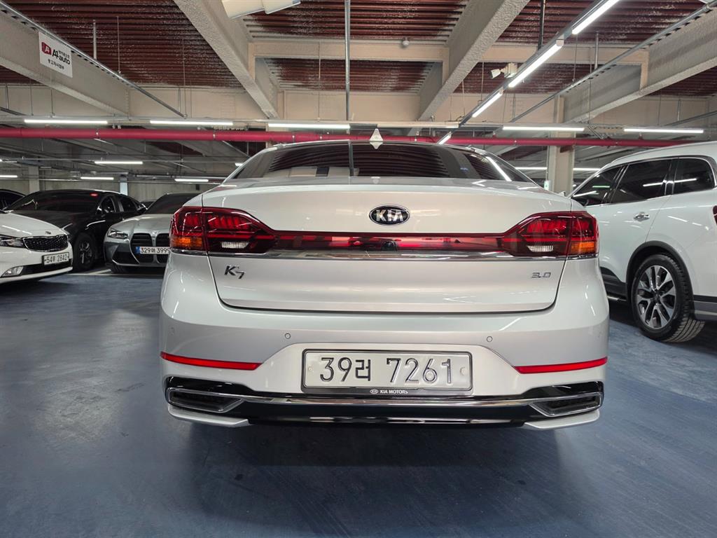 KIA K7 - Vista 4