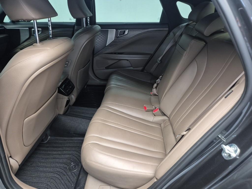 KIA K8 - Vista 12