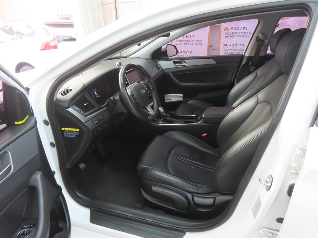 HYUNDAI Sonata - Vista 5