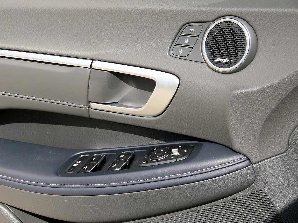 HYUNDAI Sonata - Vista 12