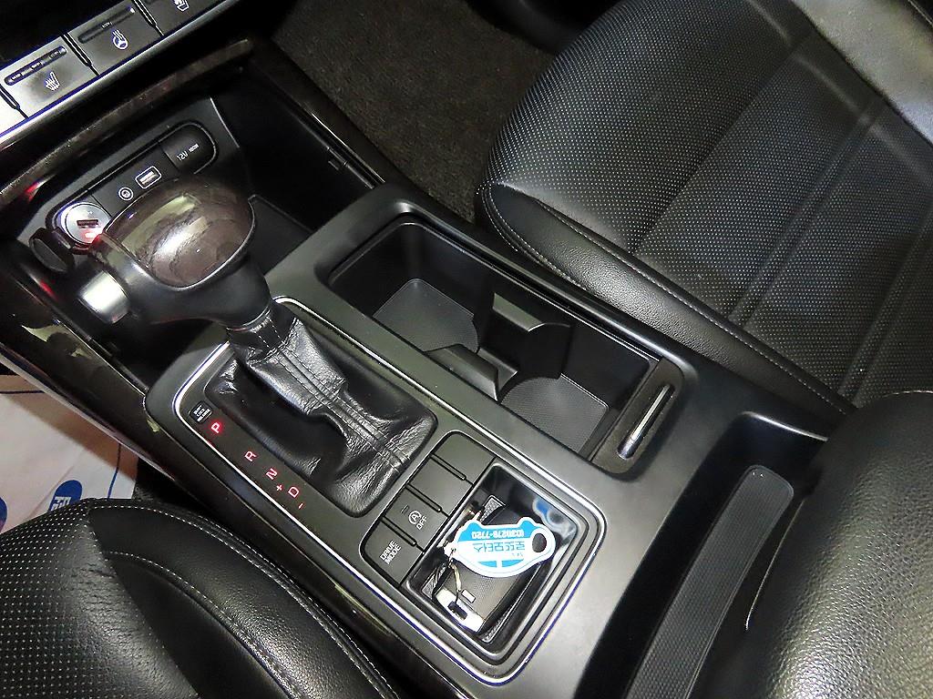 KIA Sorento - Vista 12