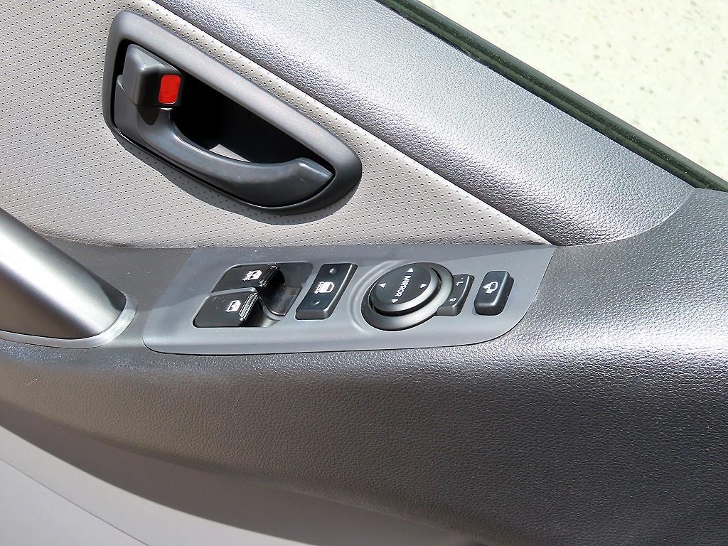 HYUNDAI Starex - Vista 12