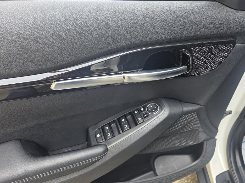 KIA Seltos 2023 Blanco - Importación desde Corea - HF Imports Iquique - Foto 17