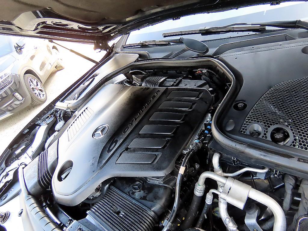 Mercedes Benz CLS Class 2019 Negro - Importación desde Corea - HF Imports Iquique - Foto 19